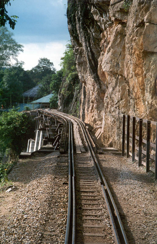 Death railway4